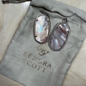 Kendra Scott Danielle Earrings